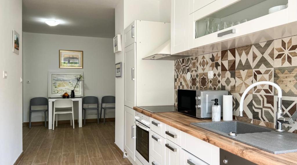 Ladovina Apartment Split Bagian luar foto